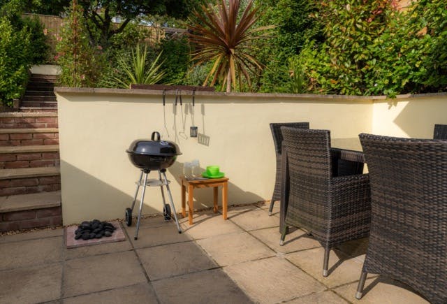 Summer Security Risks: Preventing Opportunistic Burglaries